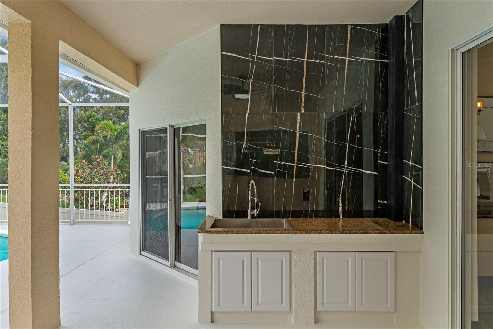 10708 BELO HORIZONTE AVE