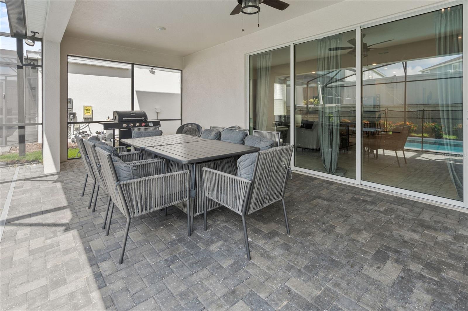 2070 LELANI CIR