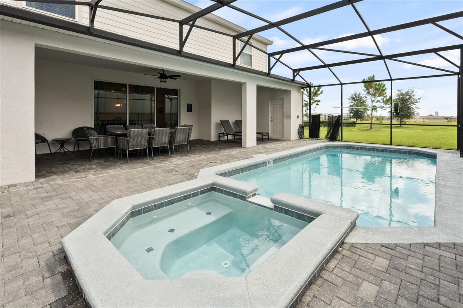 2070 LELANI CIR
