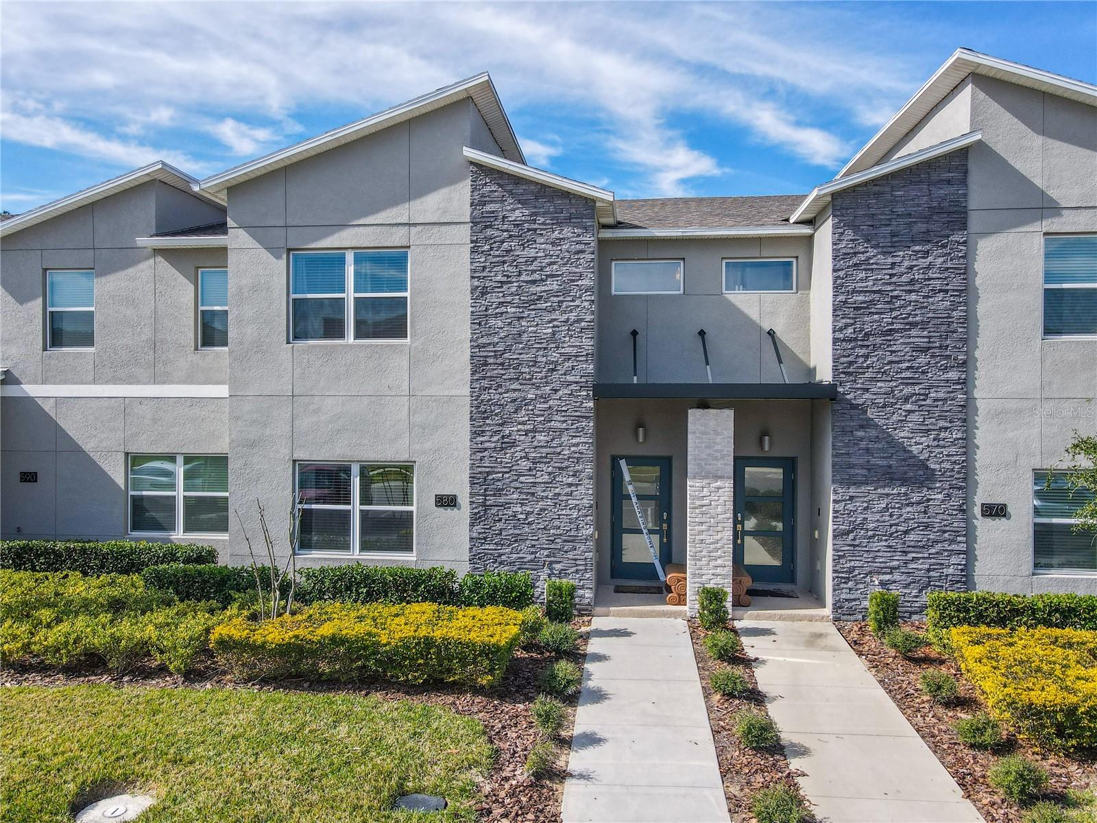 580 PEBBLE BEACH DR