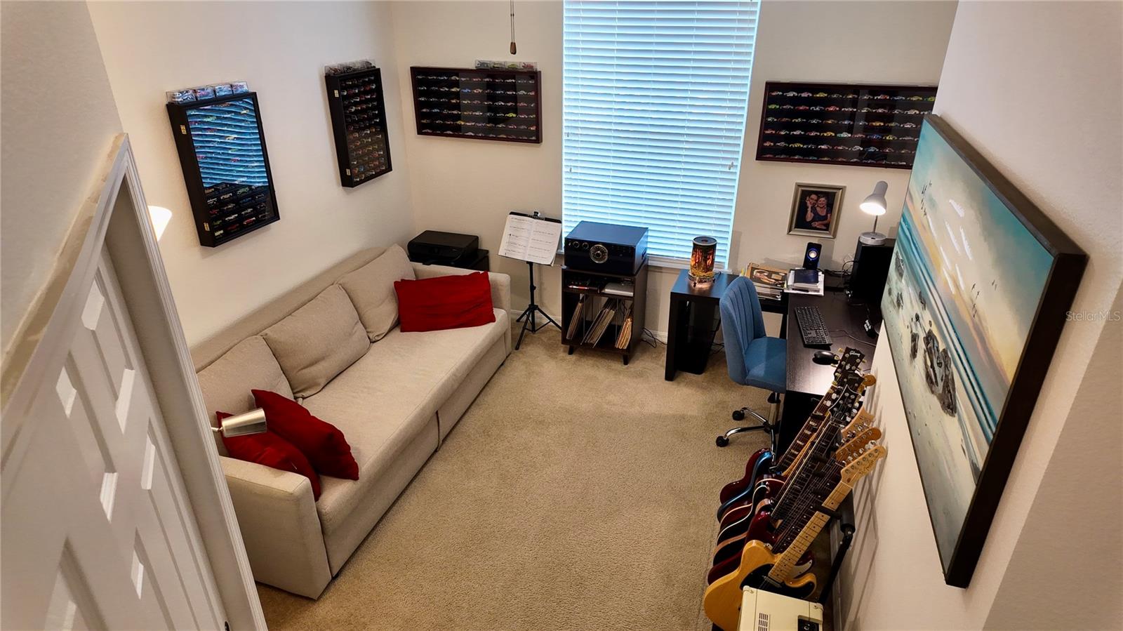 11565 MIZZON DR #208