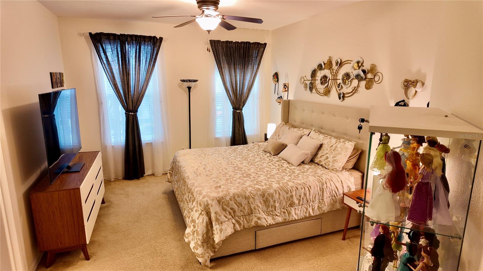 11565 MIZZON DR #208