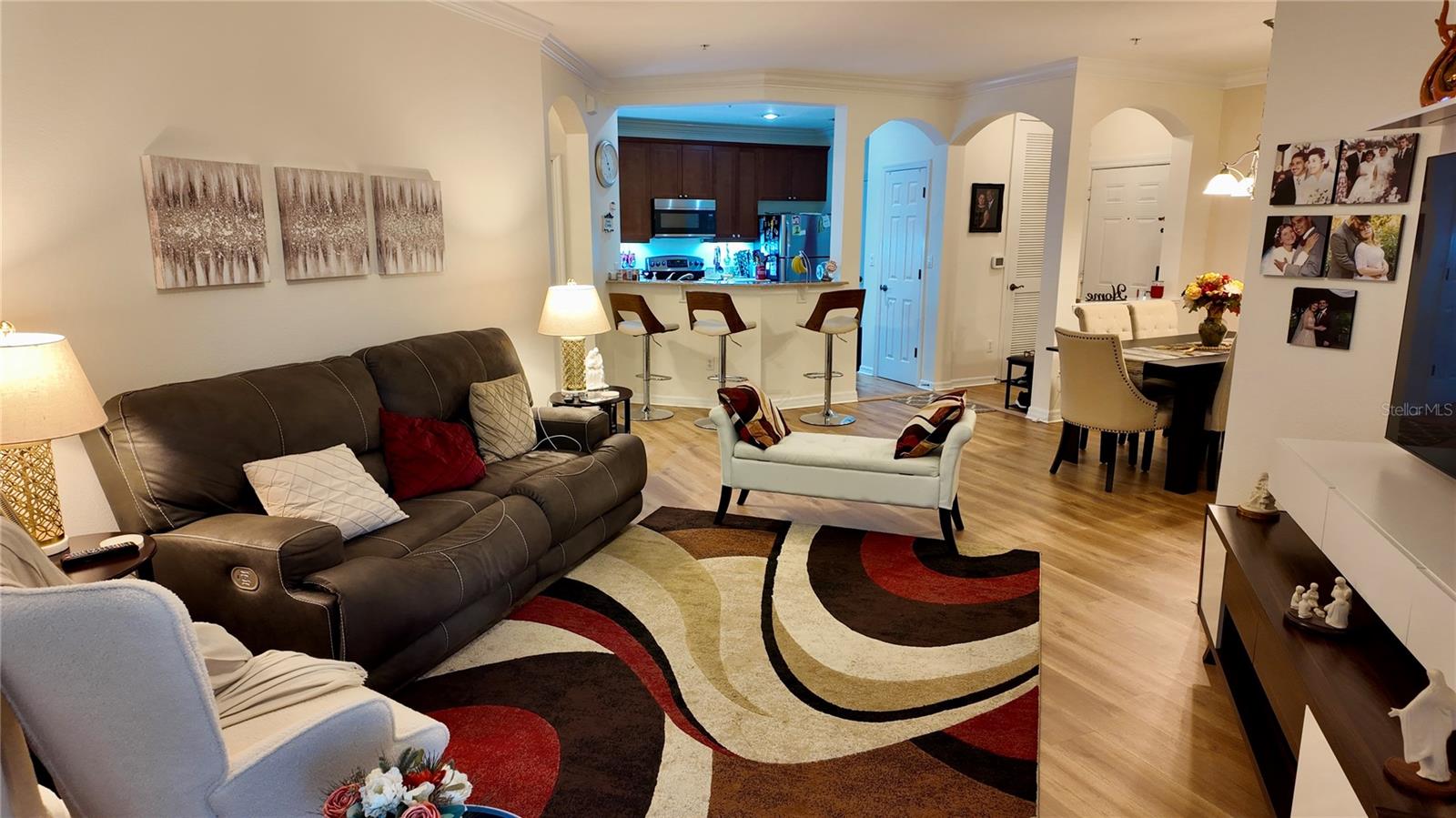 11565 MIZZON DR #208