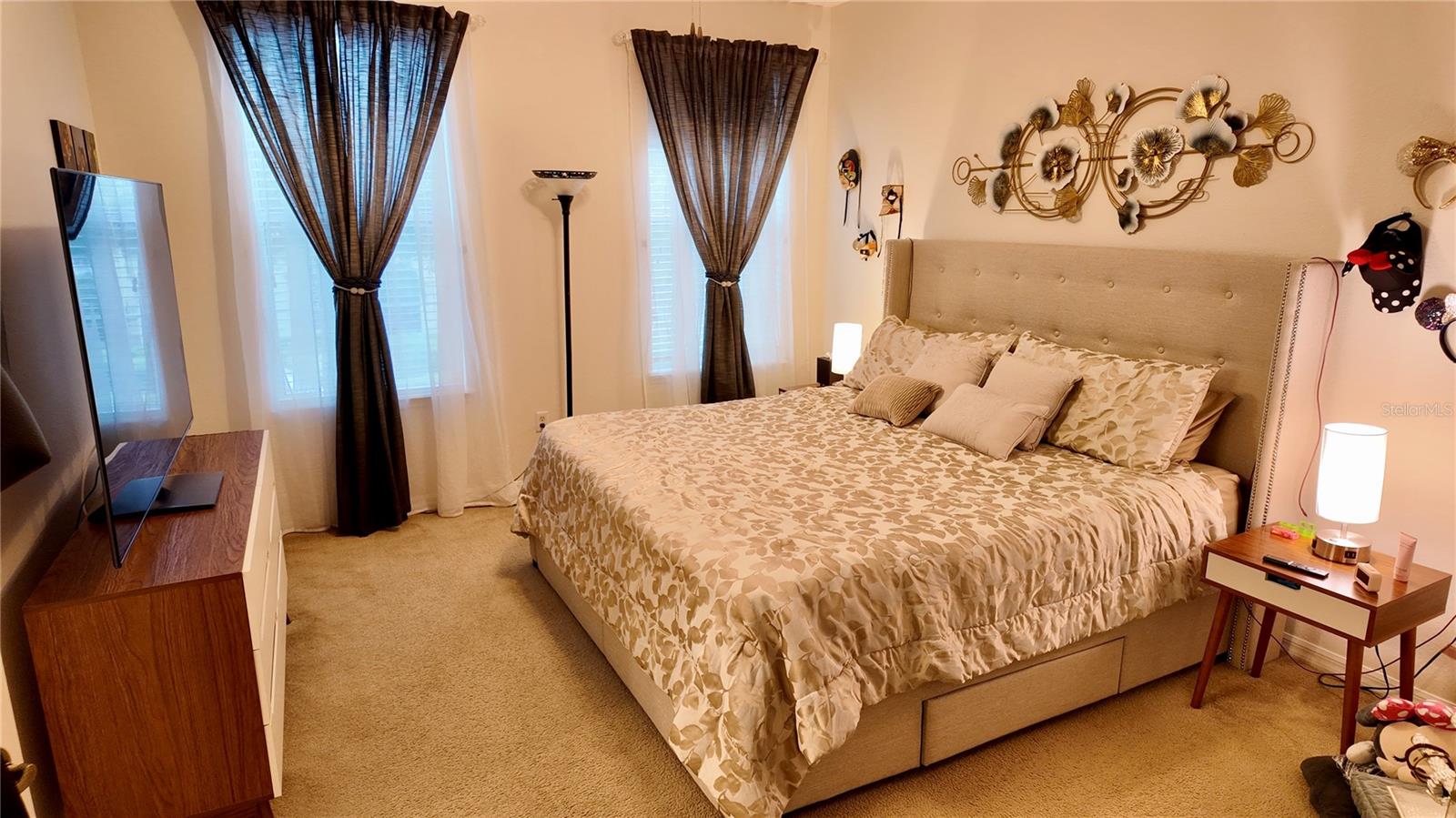 11565 MIZZON DR #208