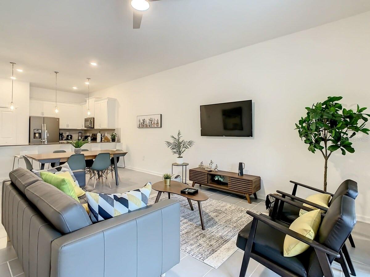 8883 CABOT CLIFFS DR #102