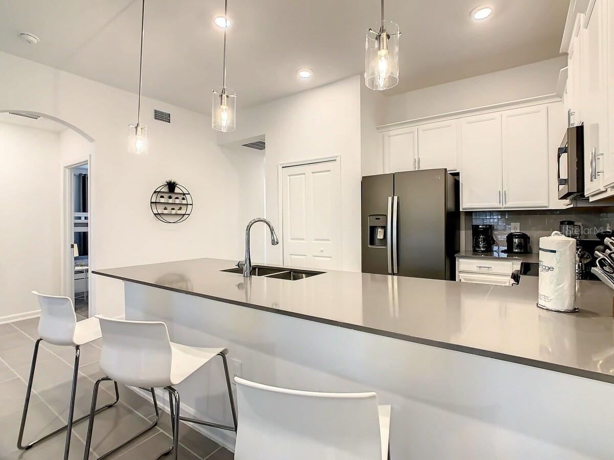 8883 CABOT CLIFFS DR #102