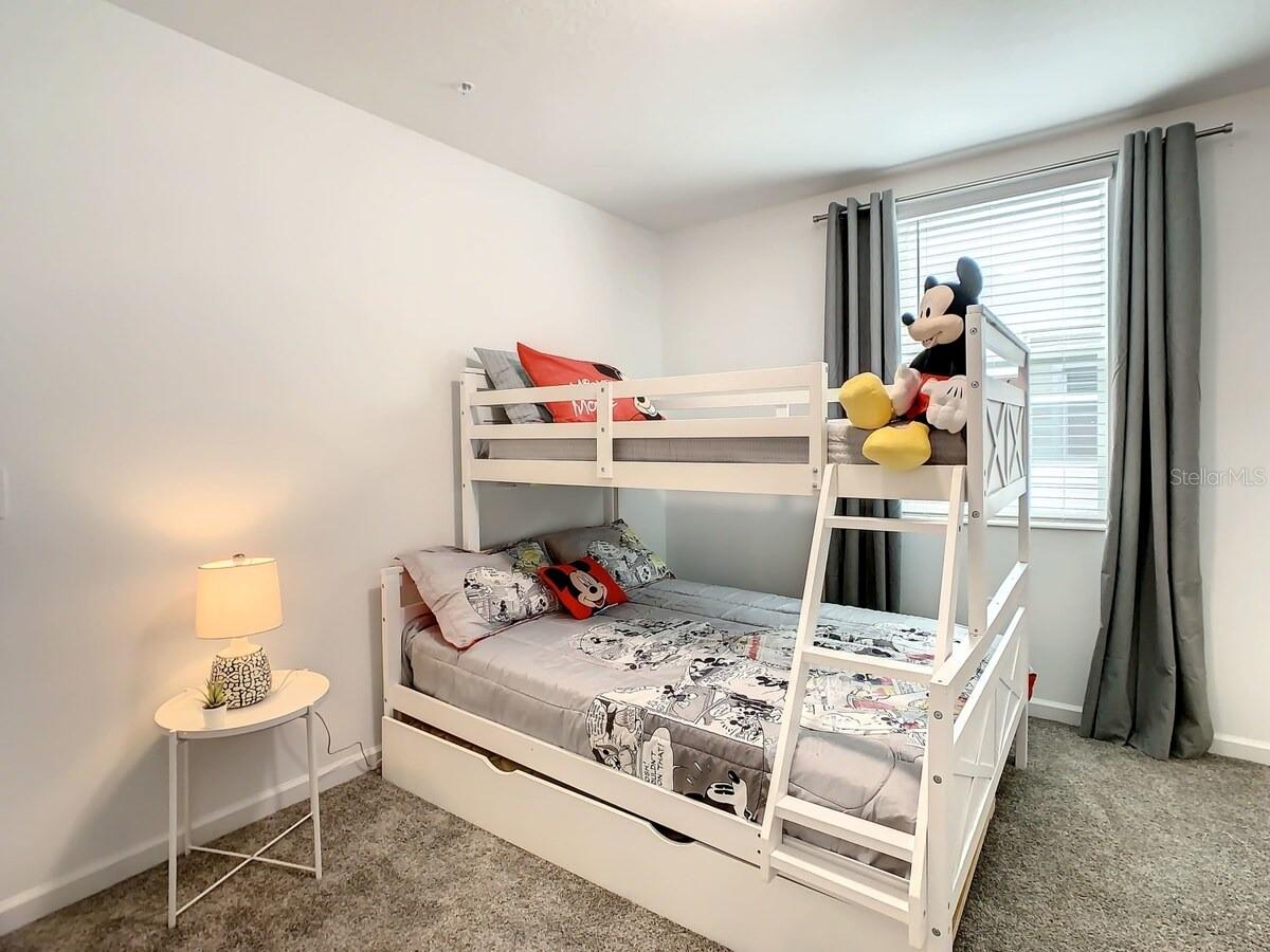 8883 CABOT CLIFFS DR #102