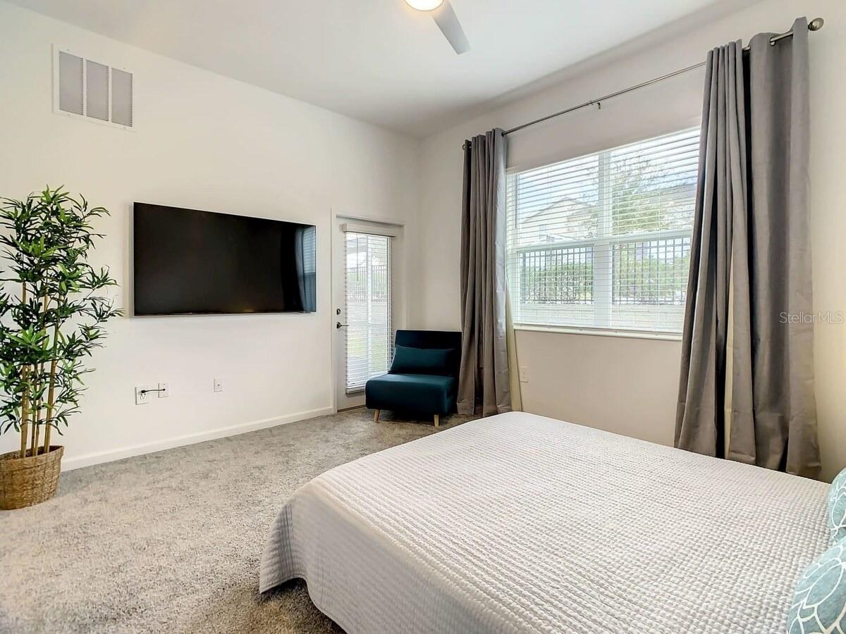 8883 CABOT CLIFFS DR #102