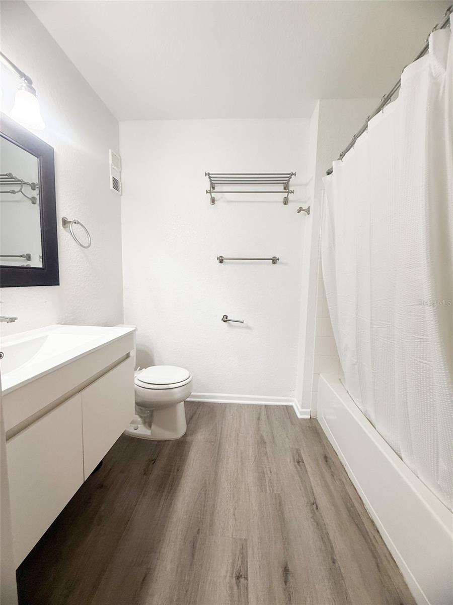 13003 PLANTATION PARK CIR #13110