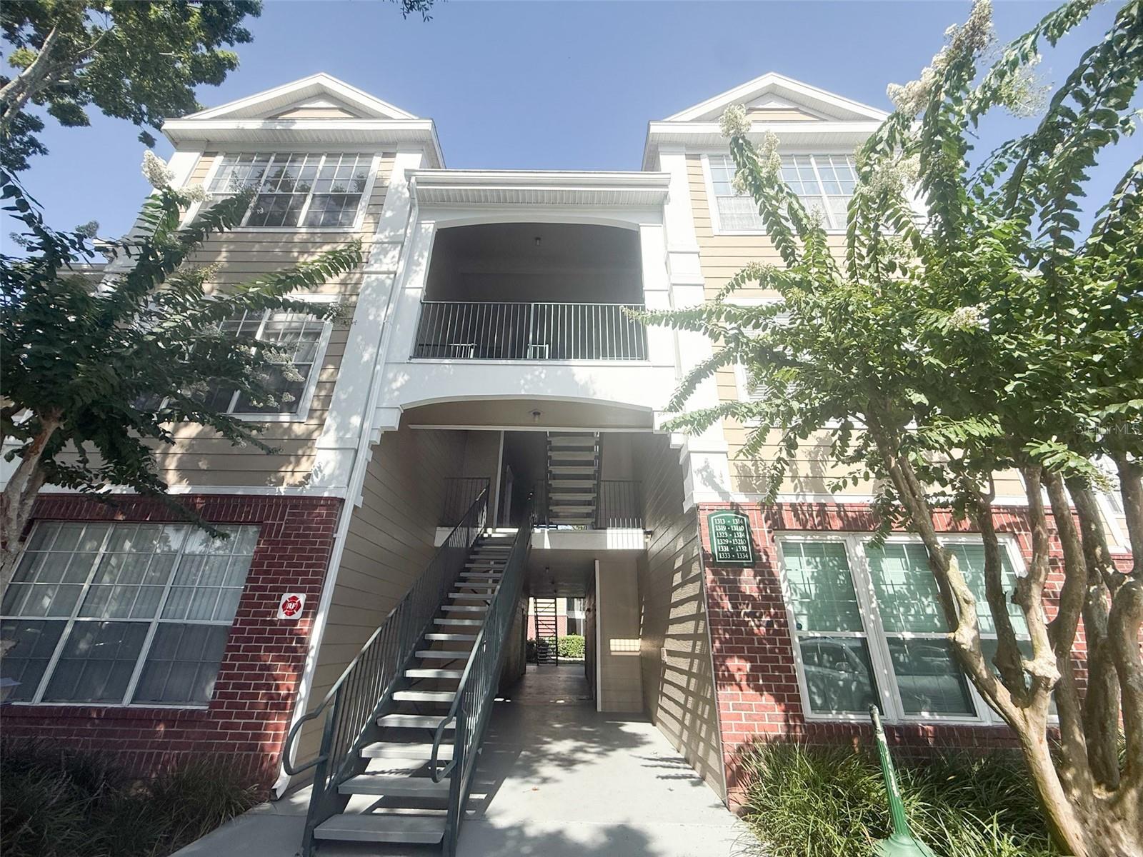 13003 PLANTATION PARK CIR #13110