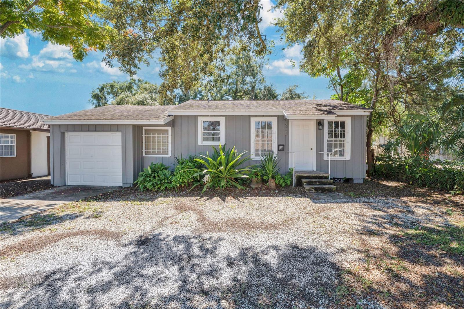 820 HOFFNER AVE