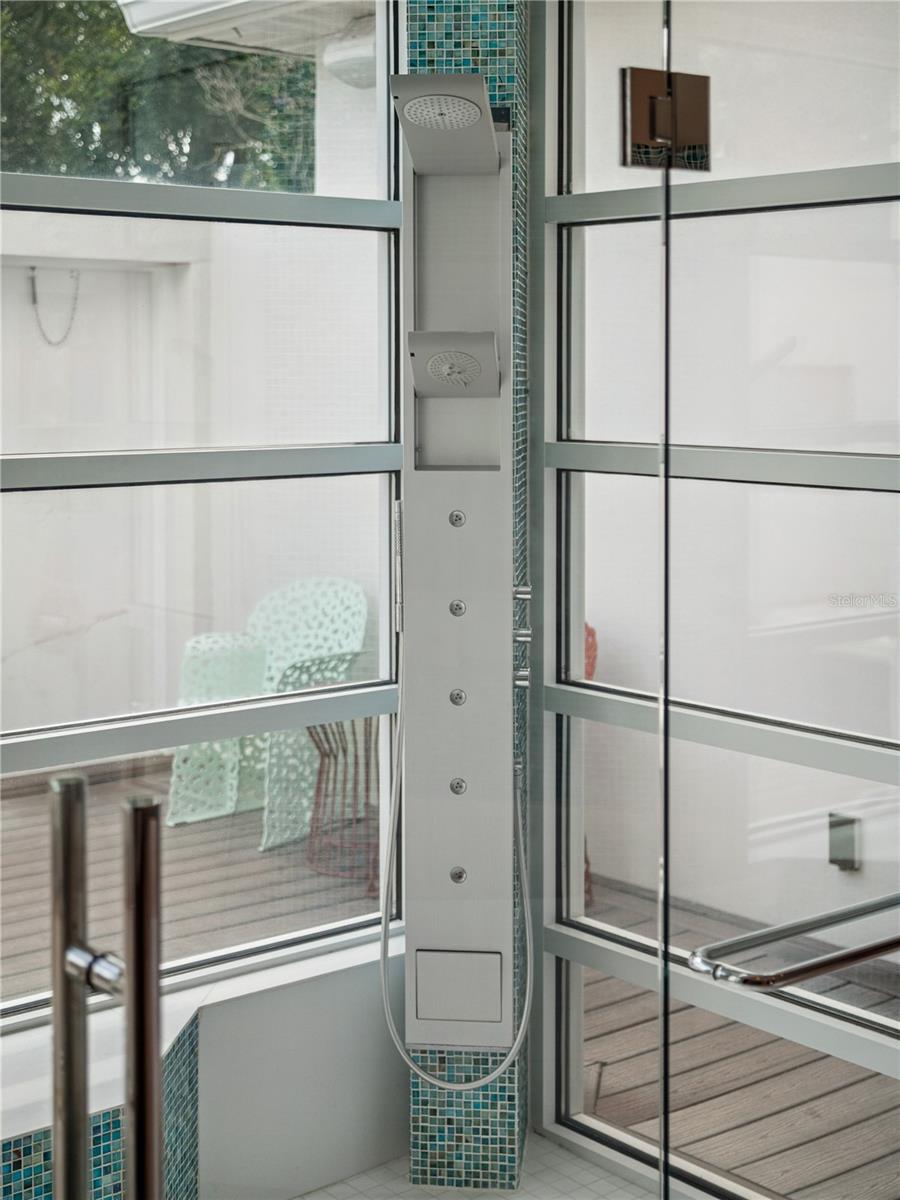 1724 WINDERMEREDOWN PL