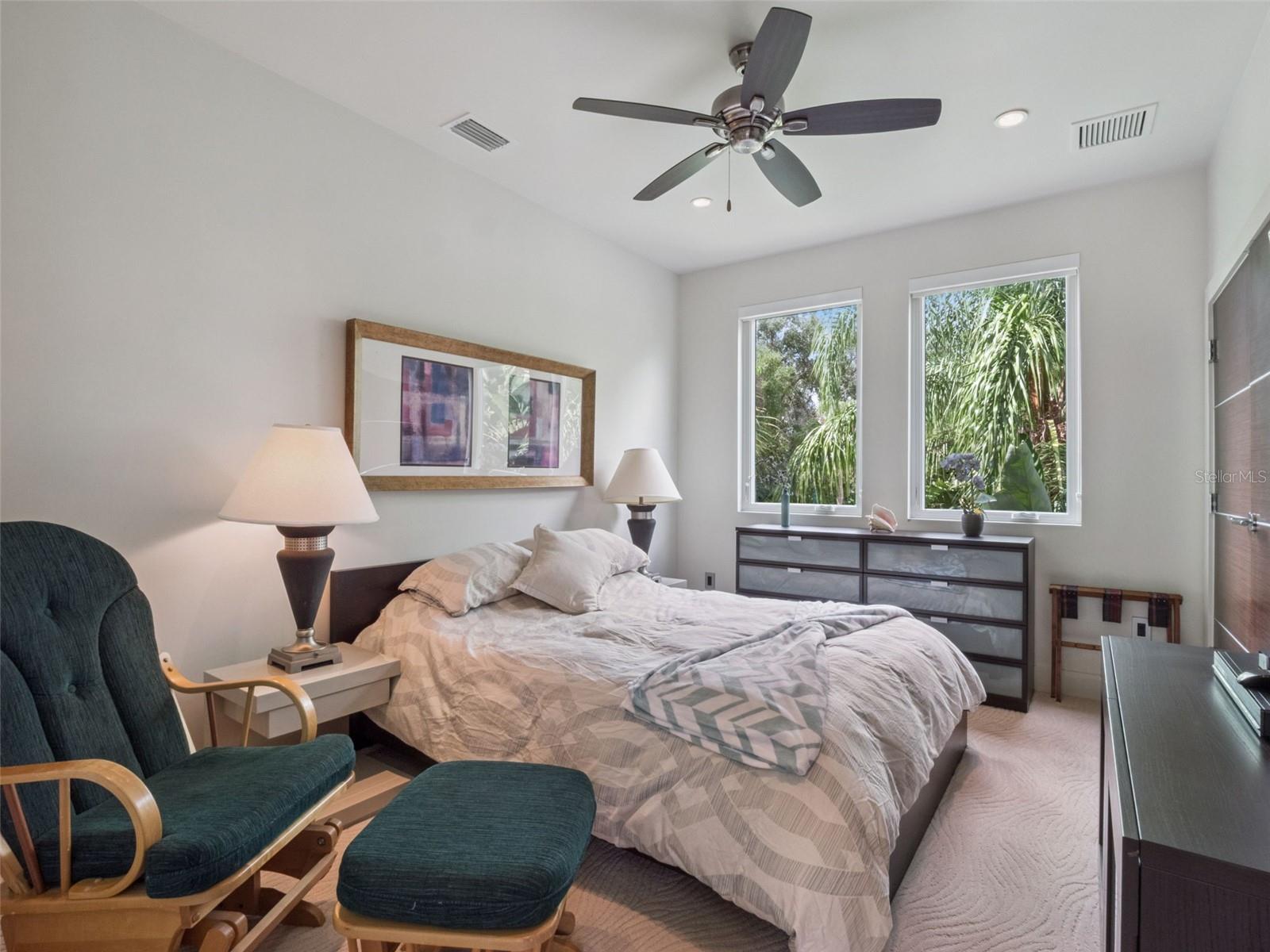 1724 WINDERMEREDOWN PL