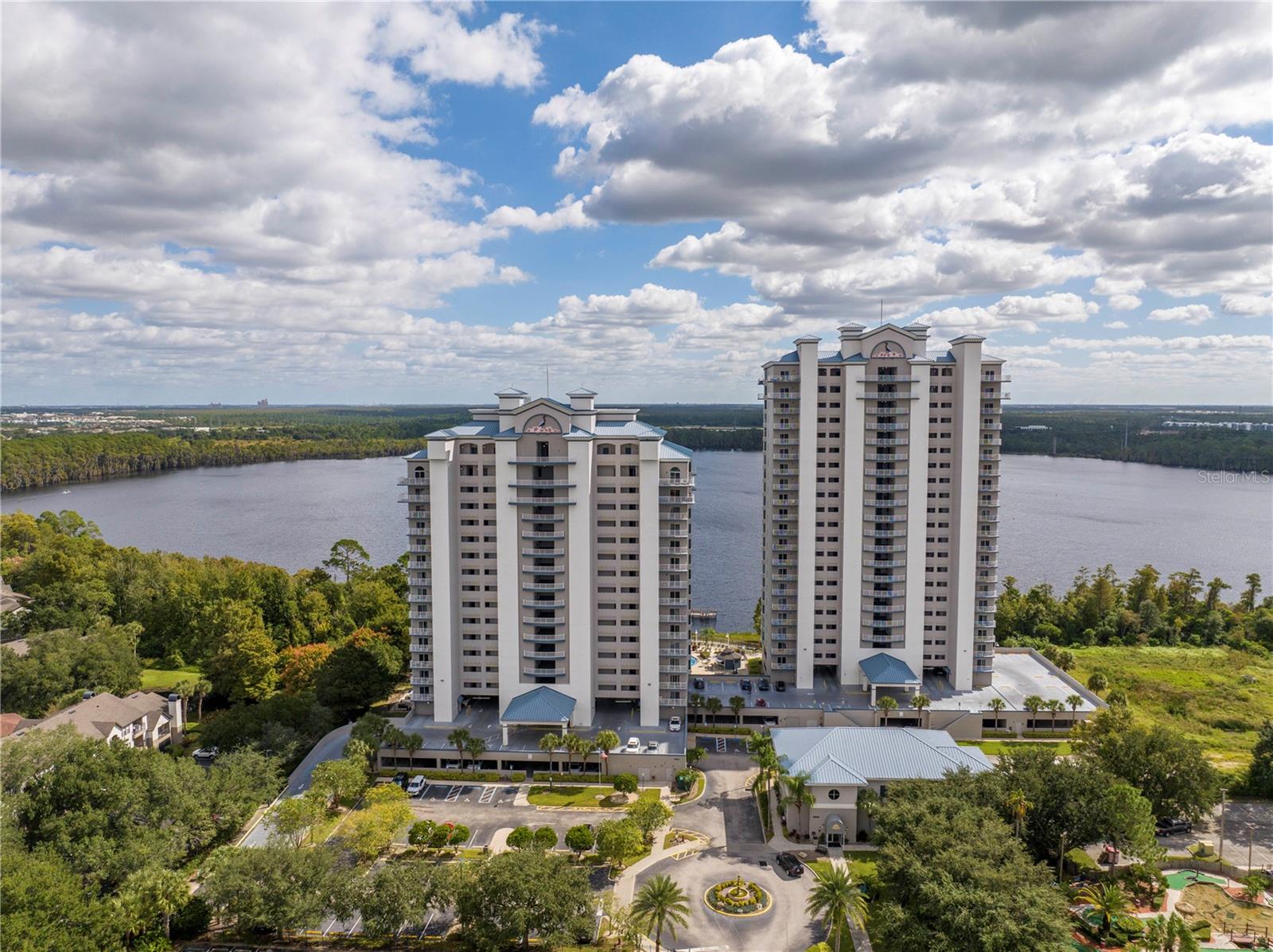 13415 BLUE HERON BEACH DR #1401