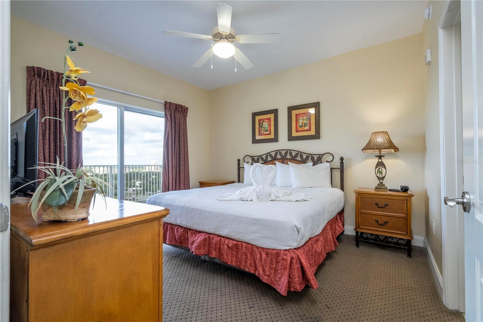 13415 BLUE HERON BEACH DR #1401