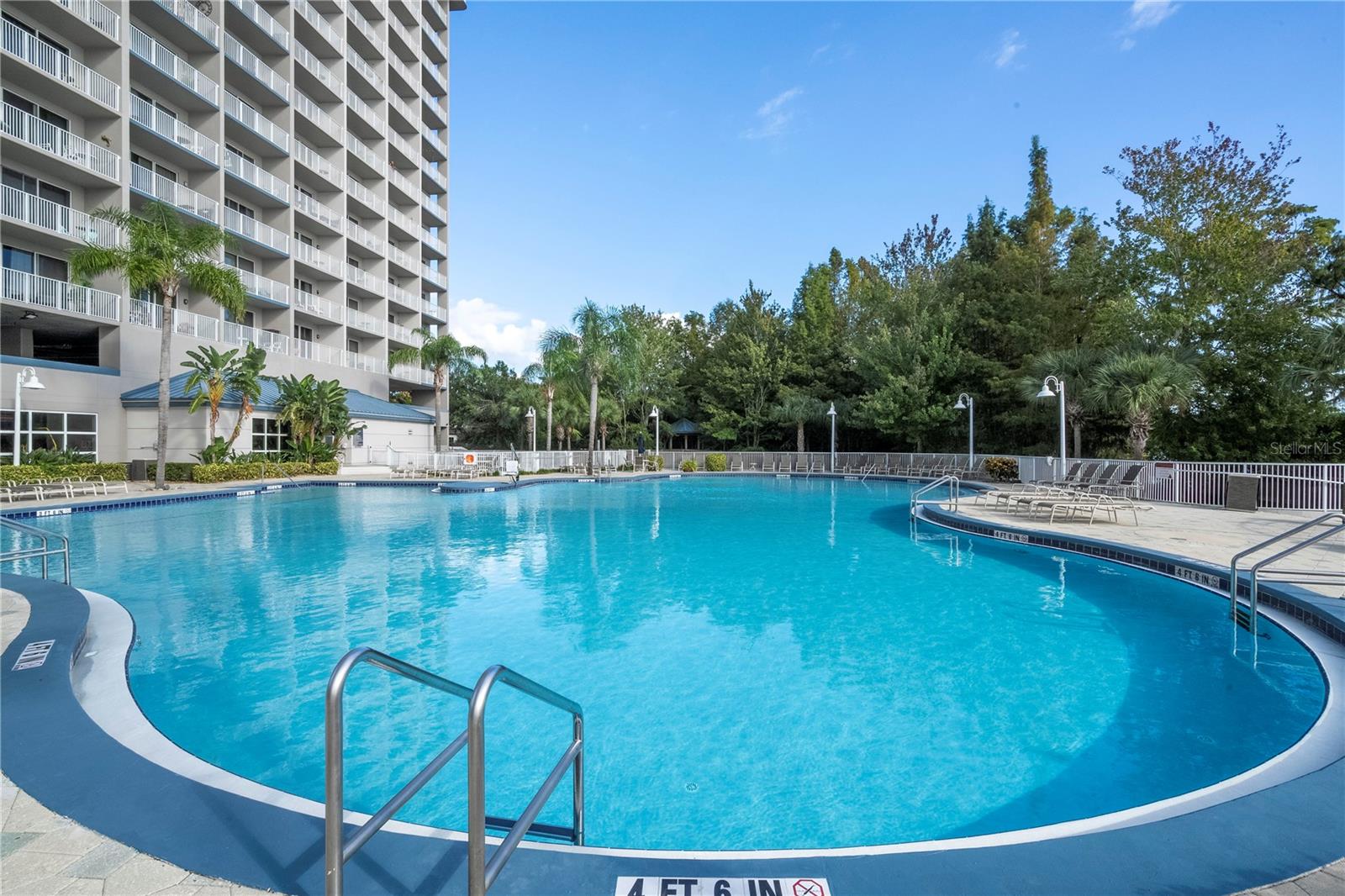 13415 BLUE HERON BEACH DR #1401