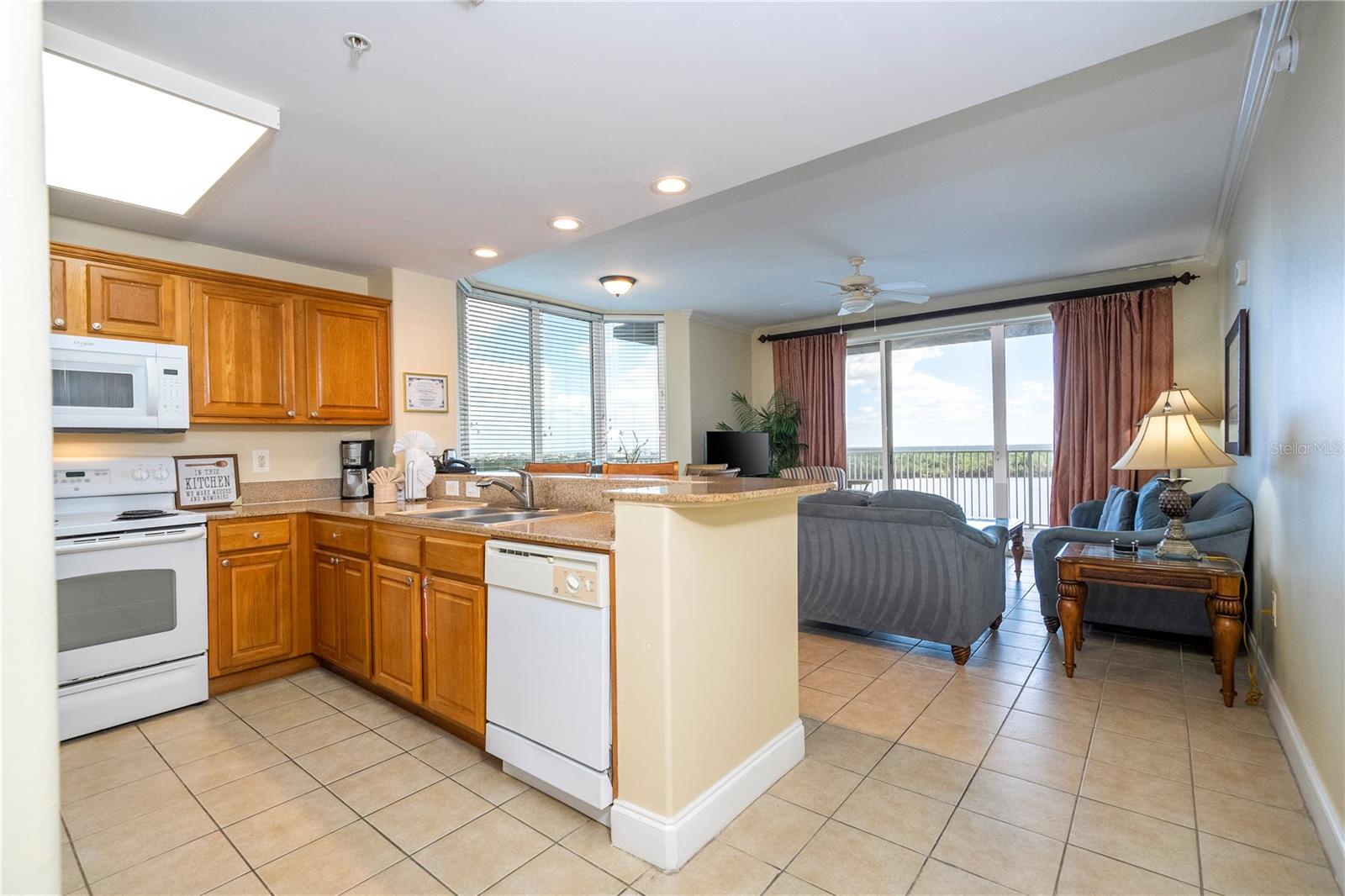 13415 BLUE HERON BEACH DR #1401