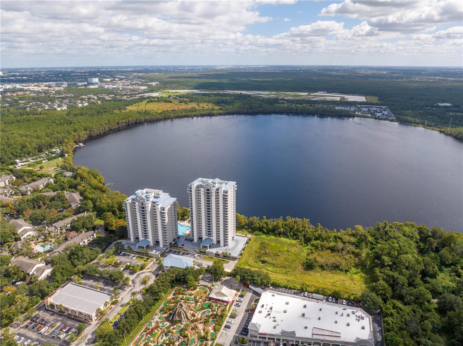 13415 BLUE HERON BEACH DR #1401