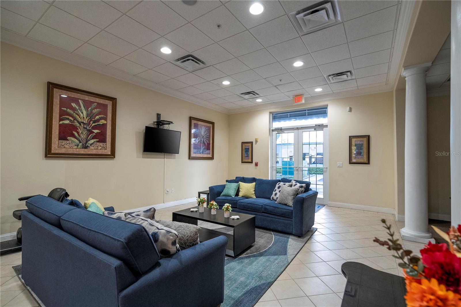 13415 BLUE HERON BEACH DR #910