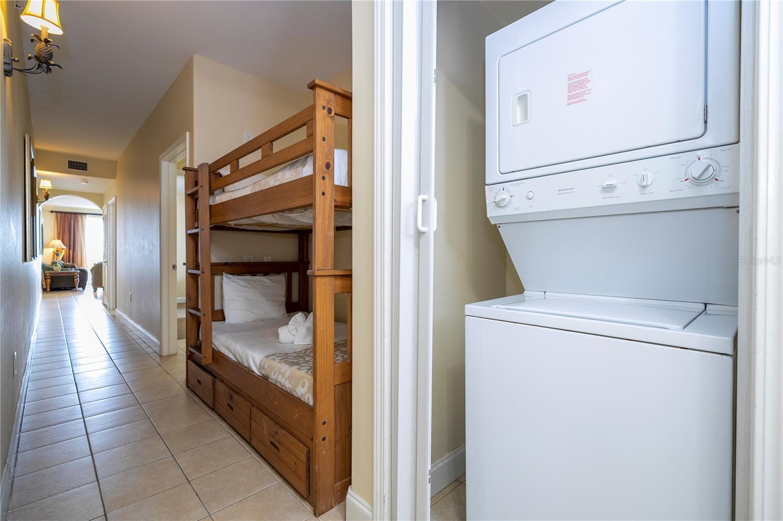 13415 BLUE HERON BEACH DR #910