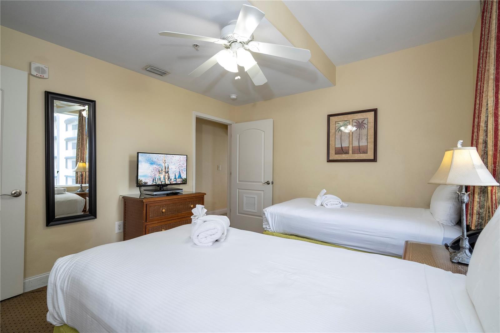 13415 BLUE HERON BEACH DR #910