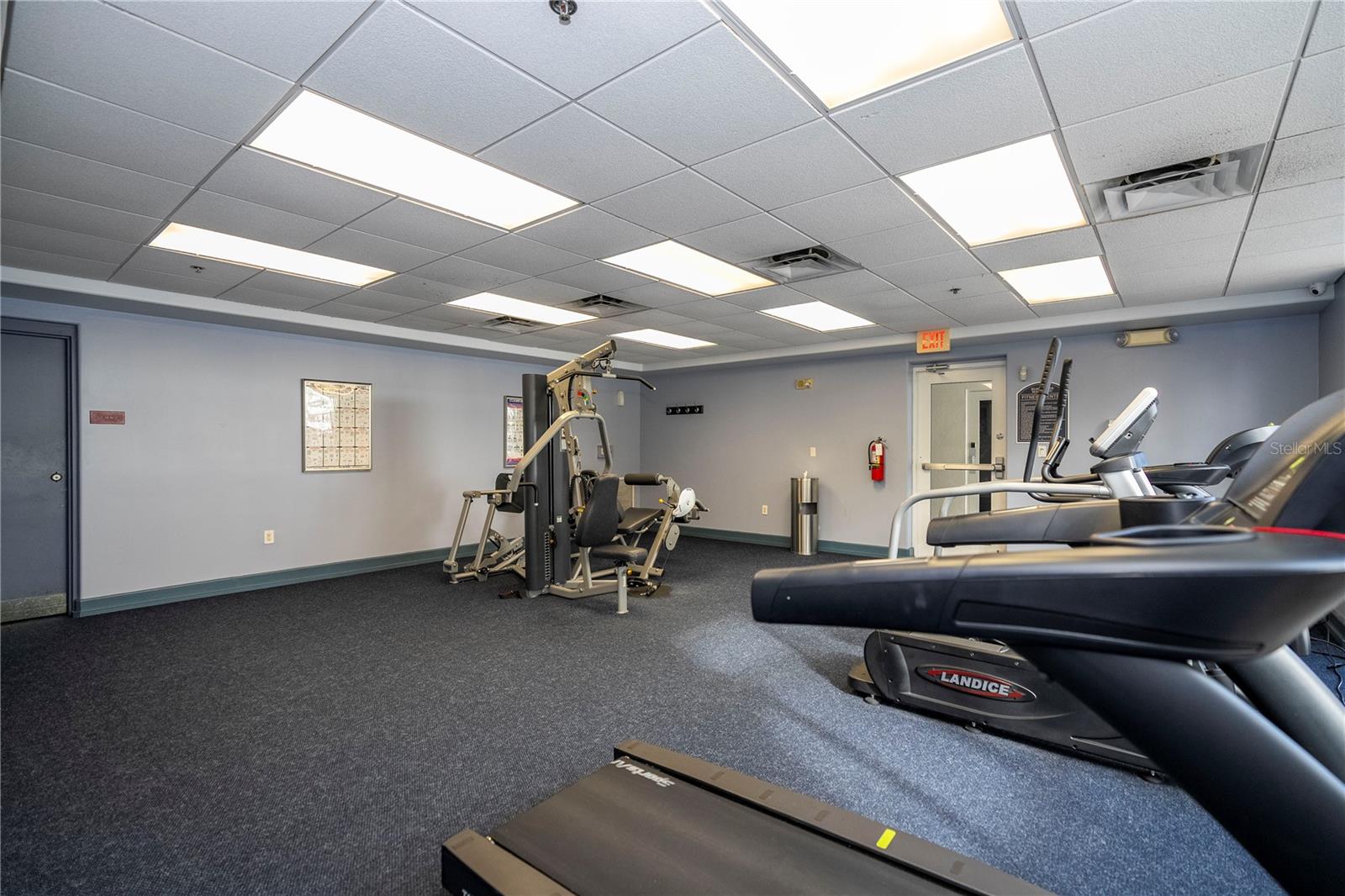 13415 BLUE HERON BEACH DR #910