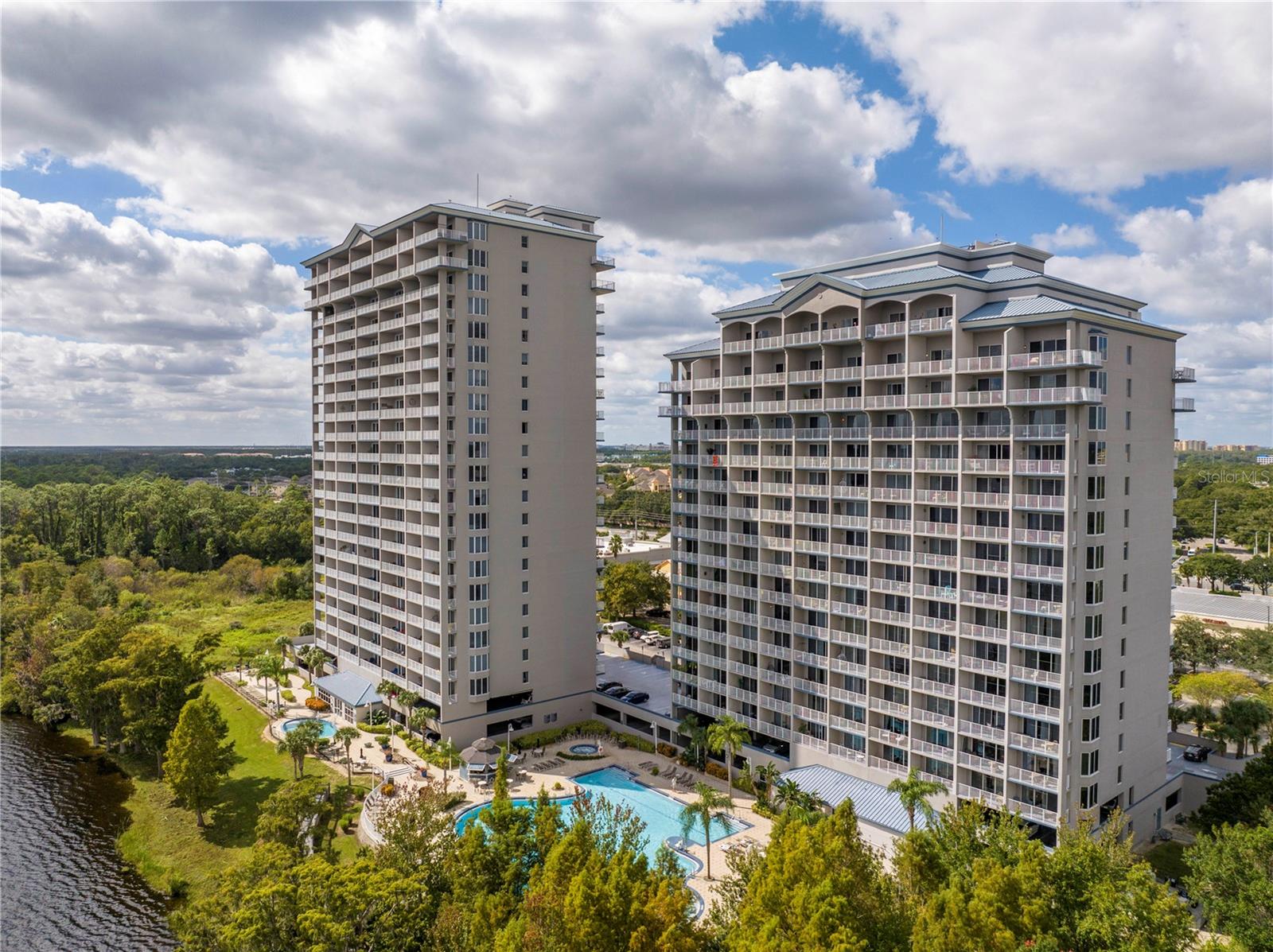 13415 BLUE HERON BEACH DR #910