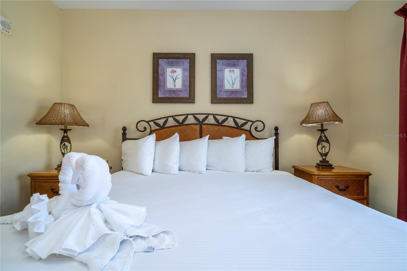 13415 BLUE HERON BEACH DR #910