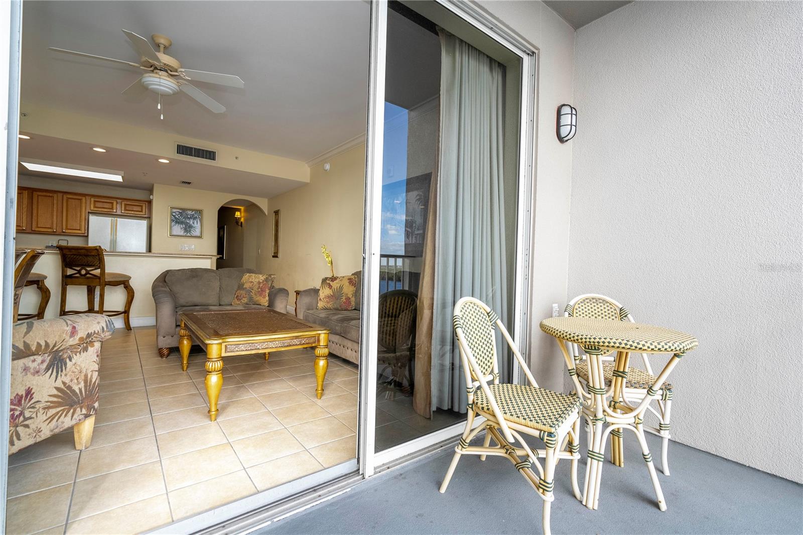 13415 BLUE HERON BEACH DR #910