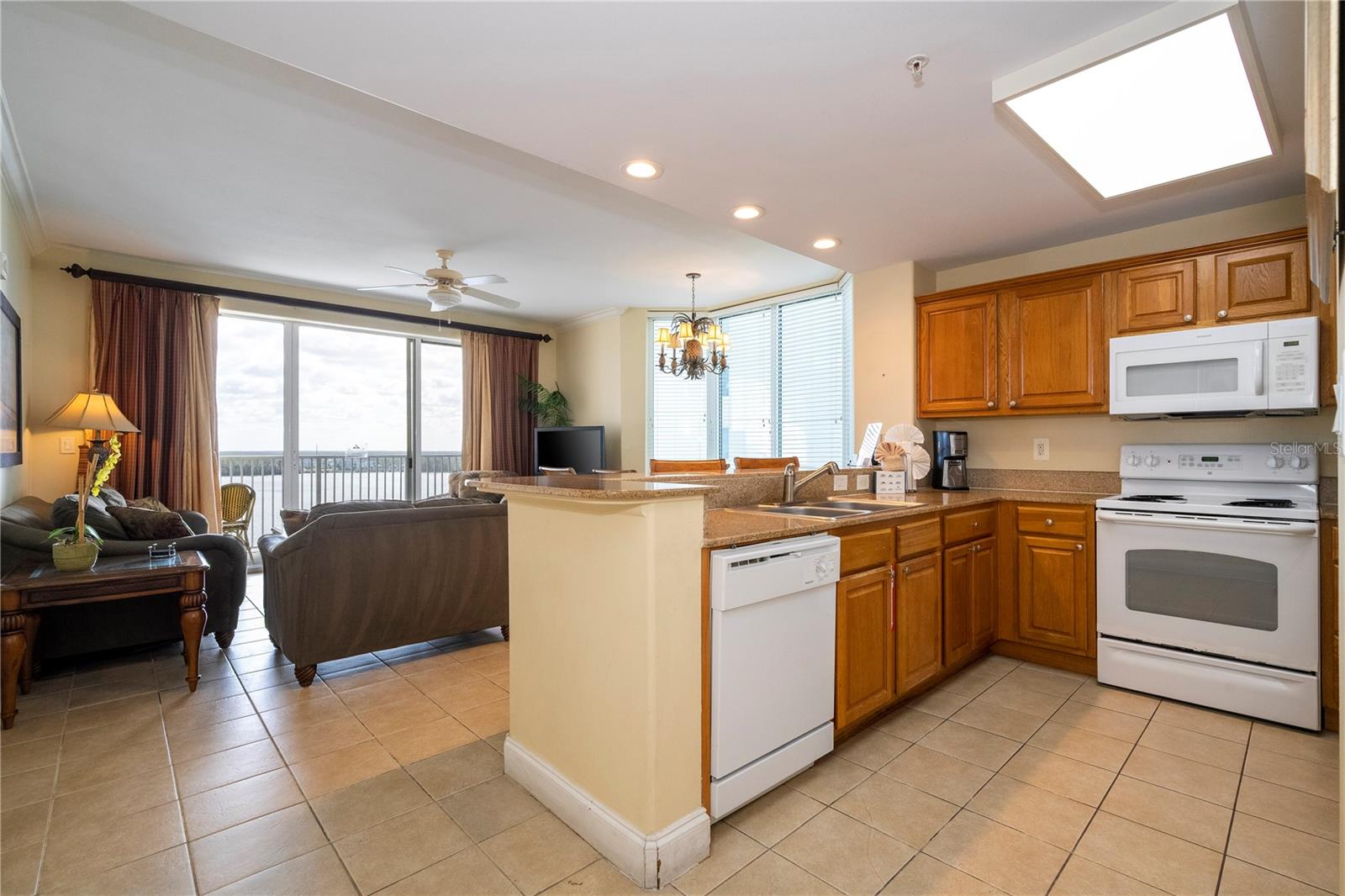 13415 BLUE HERON BEACH DR #910