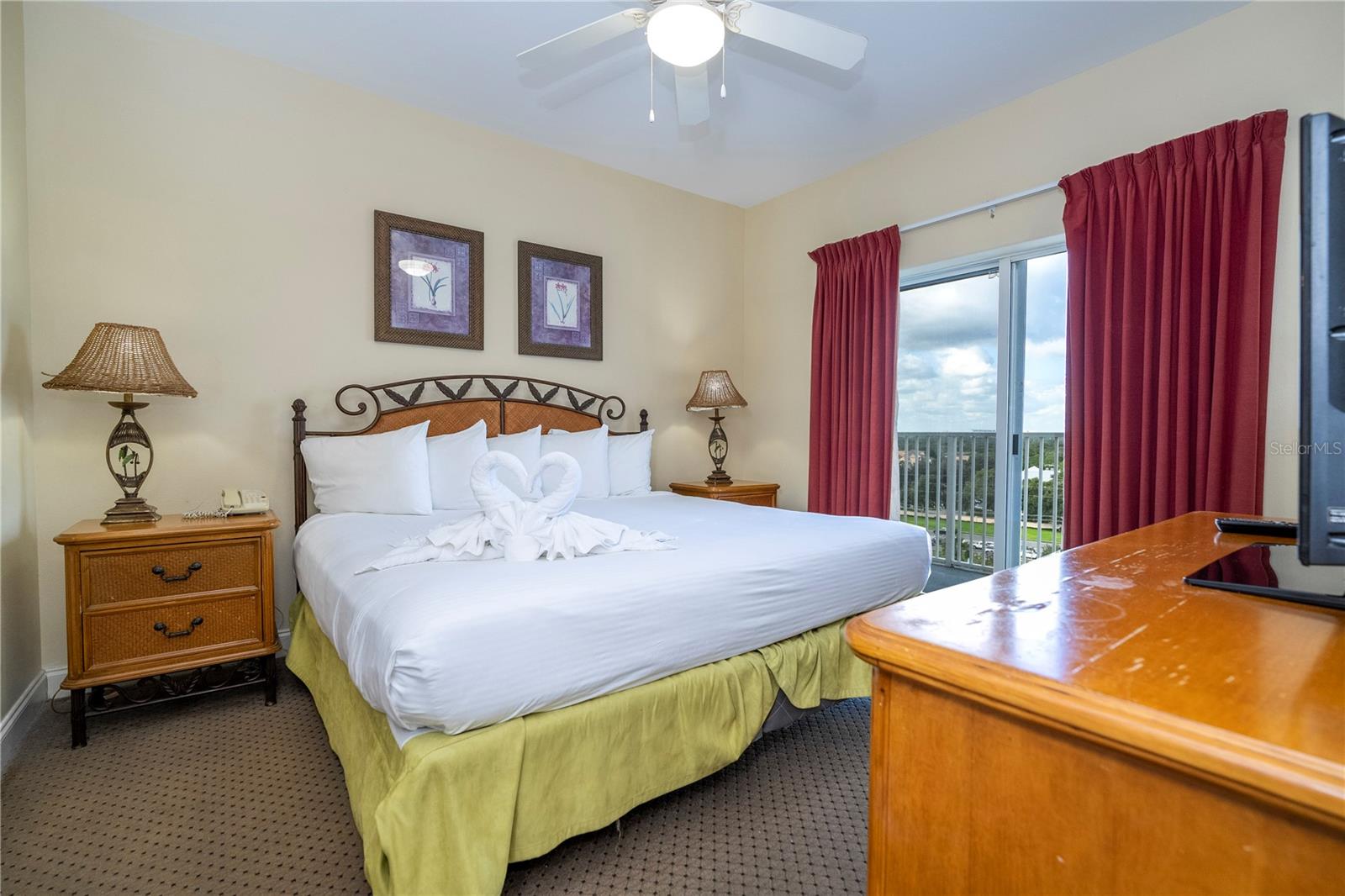 13415 BLUE HERON BEACH DR #910