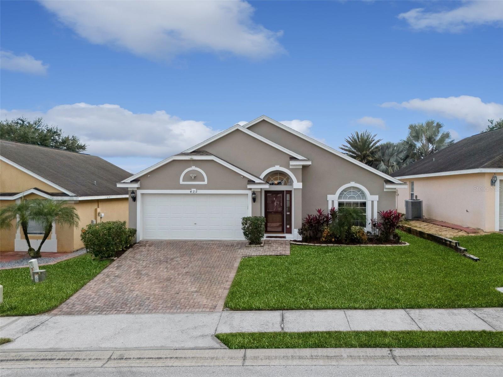 422 VIZCAY WAY
