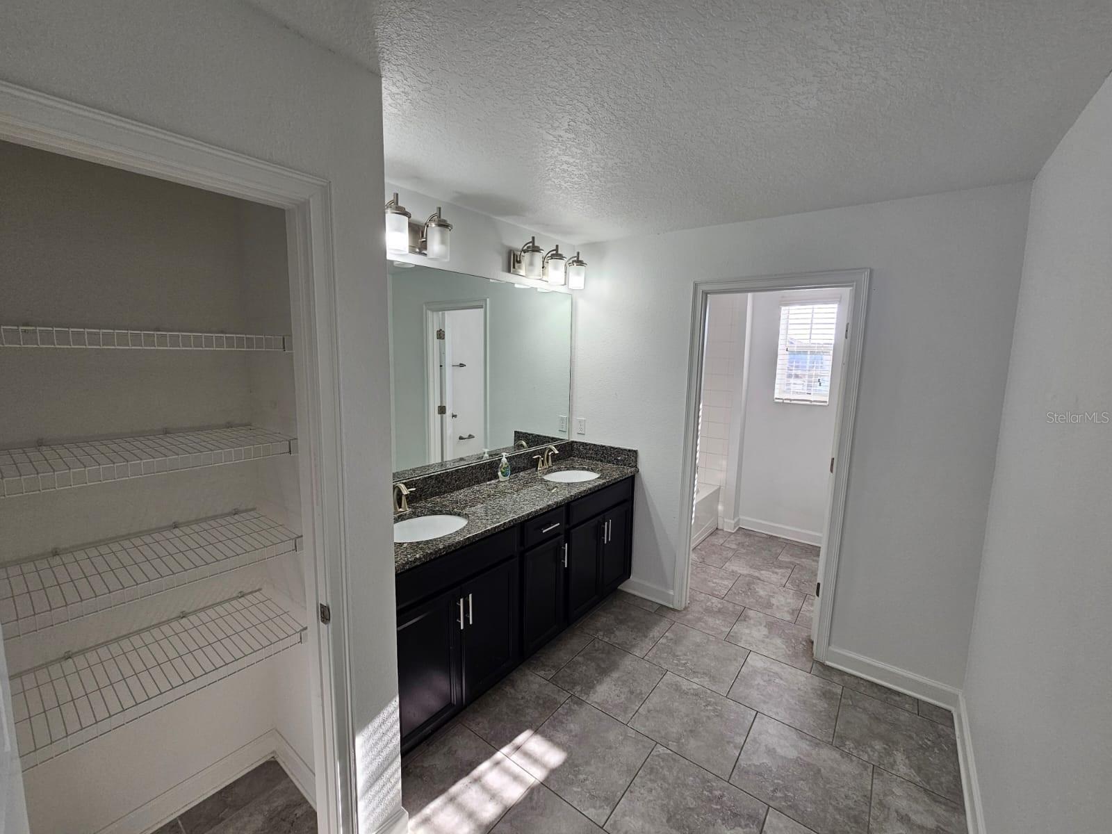 3059 BEAVER CREEK DR