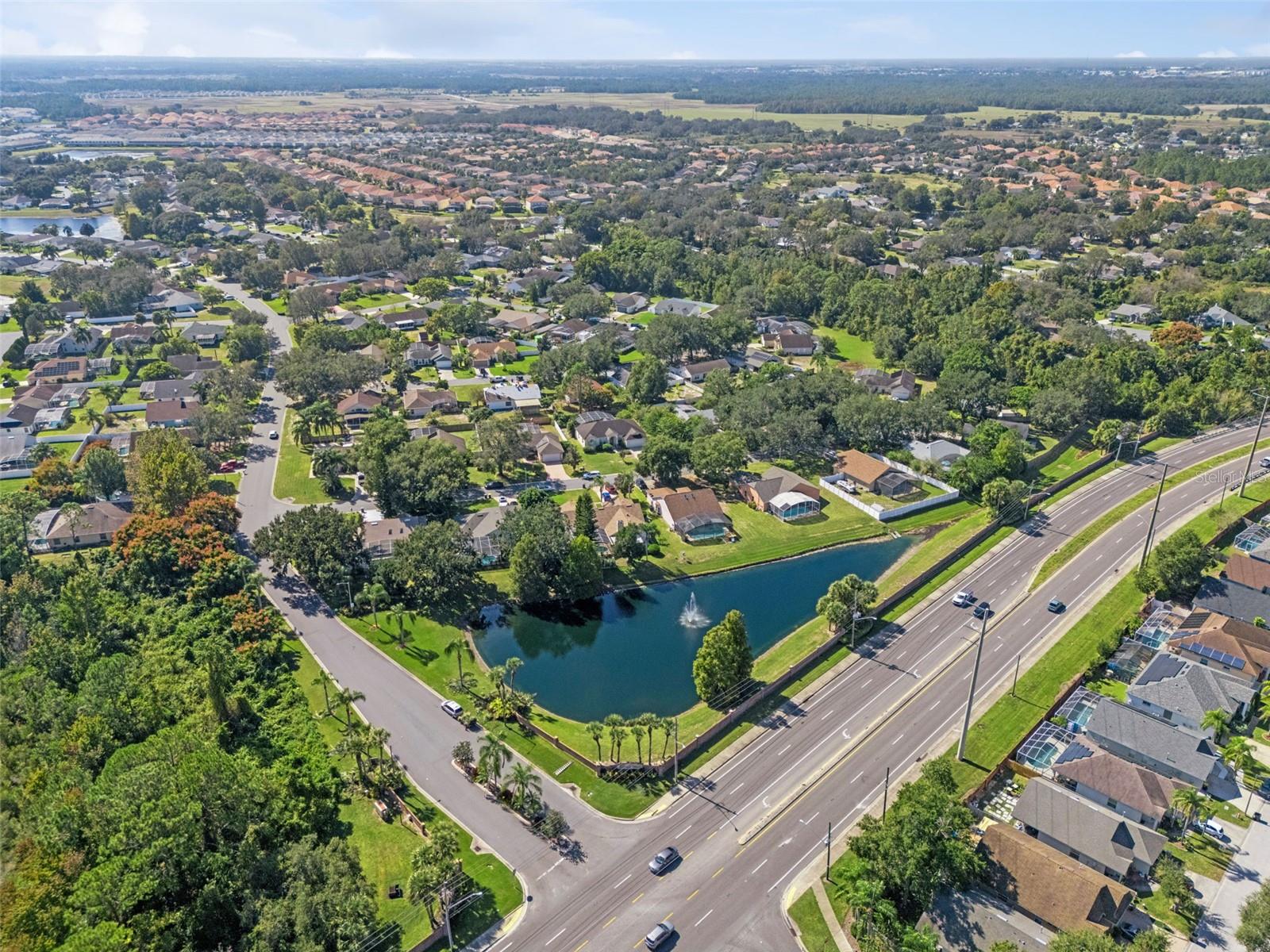 121 SUNRIDGE WOODS CT