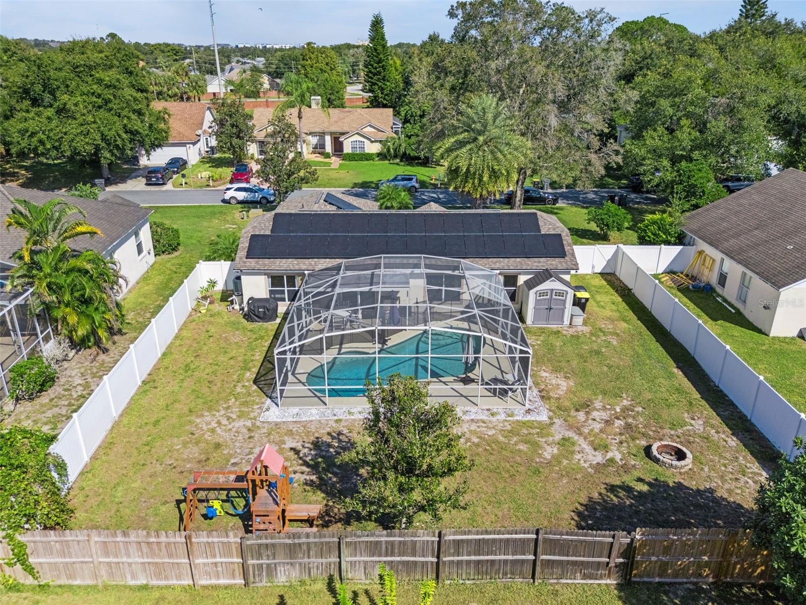 121 SUNRIDGE WOODS CT