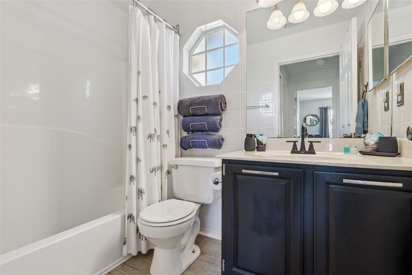 121 SUNRIDGE WOODS CT