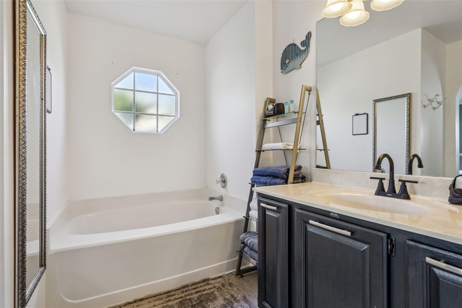 121 SUNRIDGE WOODS CT