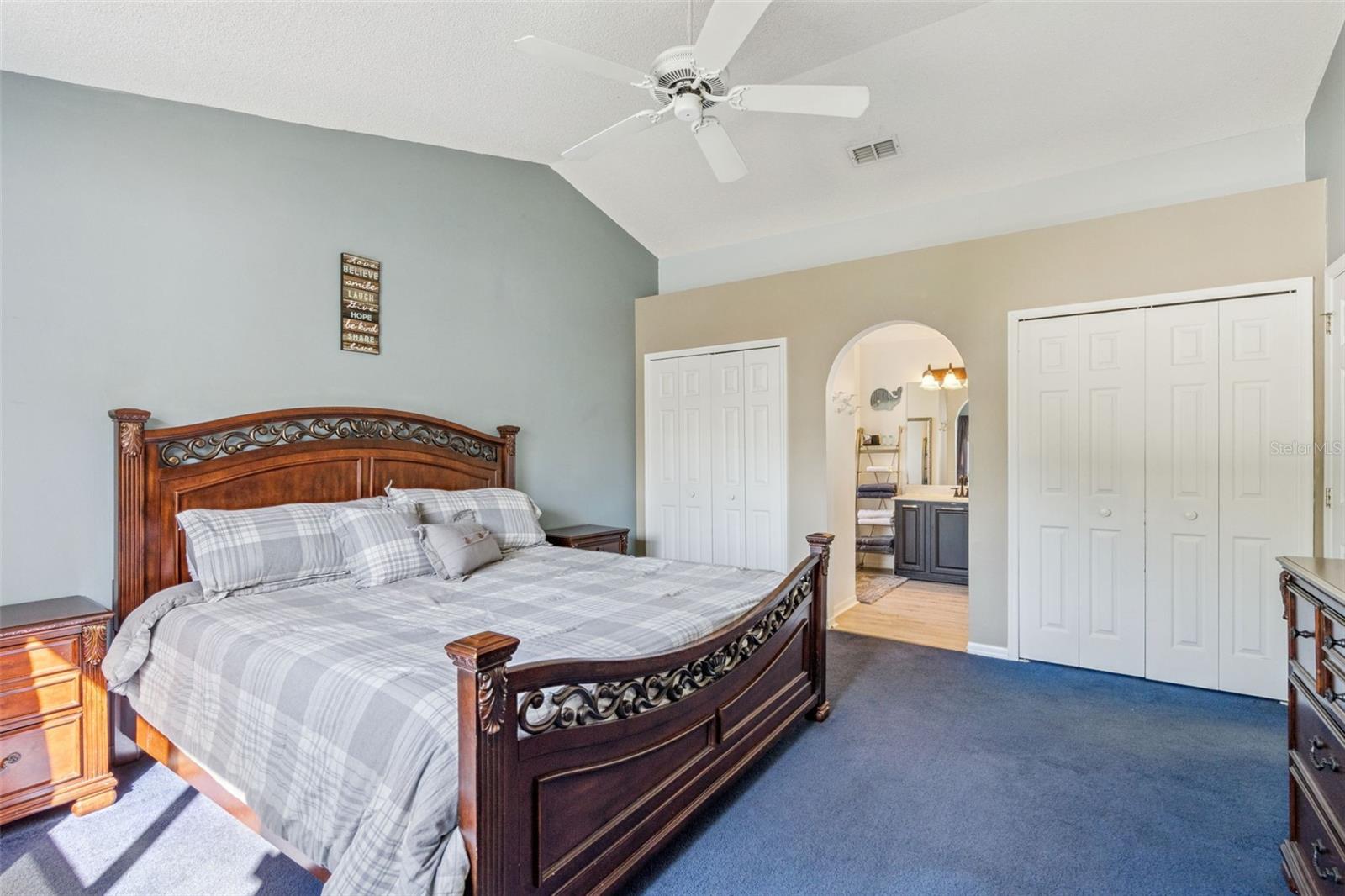 121 SUNRIDGE WOODS CT