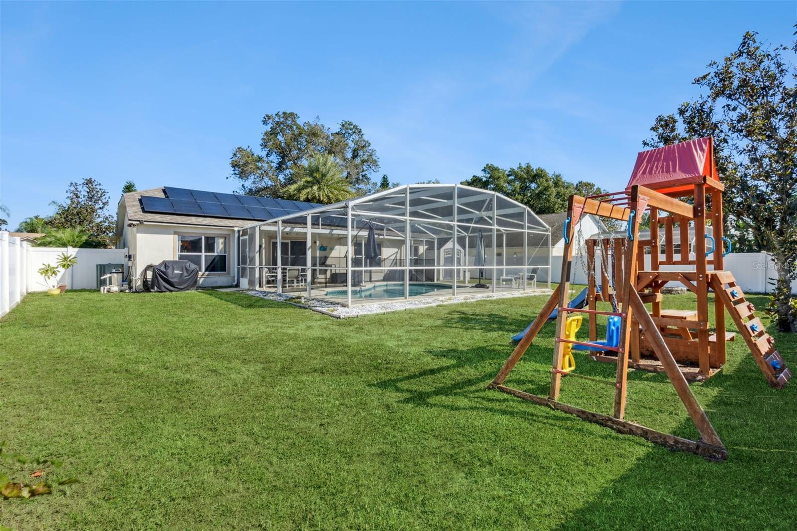 121 SUNRIDGE WOODS CT