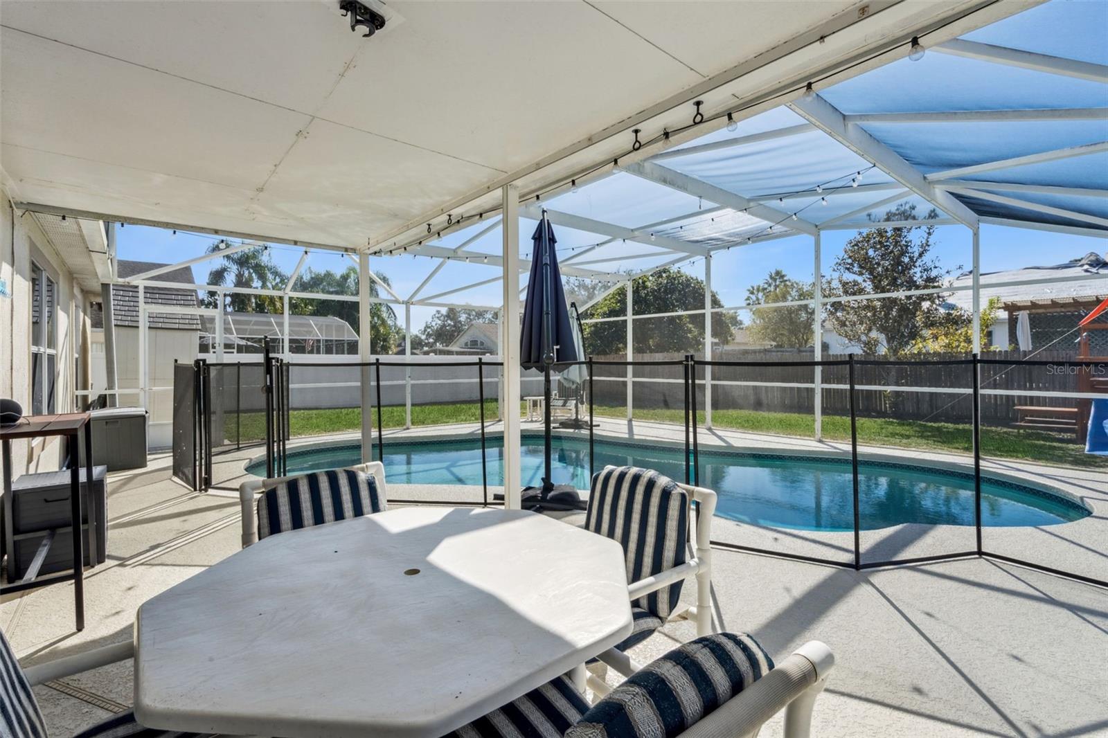 121 SUNRIDGE WOODS CT