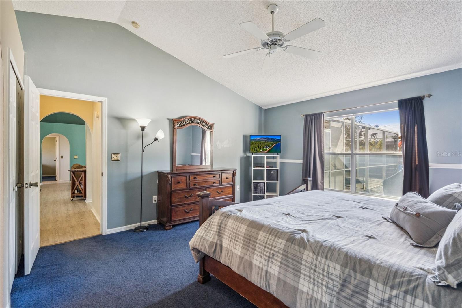 121 SUNRIDGE WOODS CT