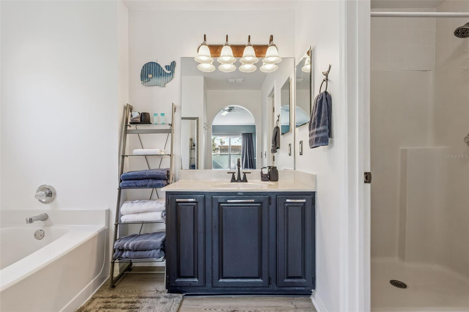 121 SUNRIDGE WOODS CT