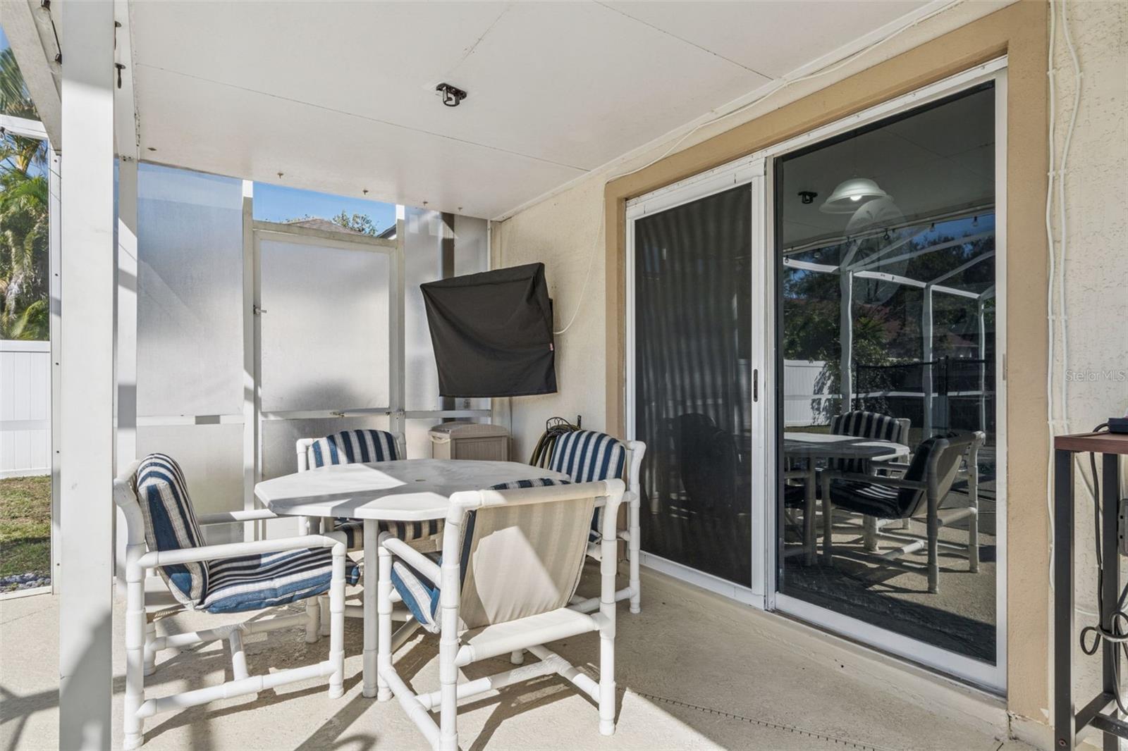 121 SUNRIDGE WOODS CT