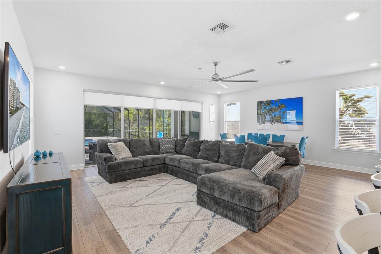 916 DESERT MOUNTAIN CT