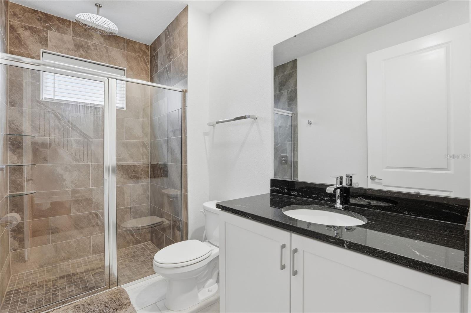 916 DESERT MOUNTAIN CT