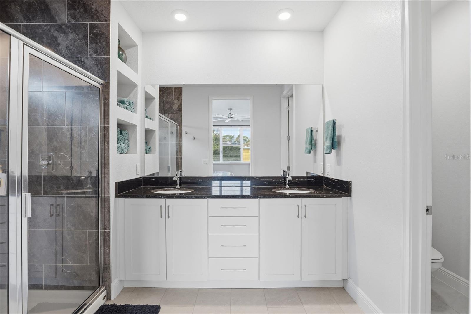 916 DESERT MOUNTAIN CT