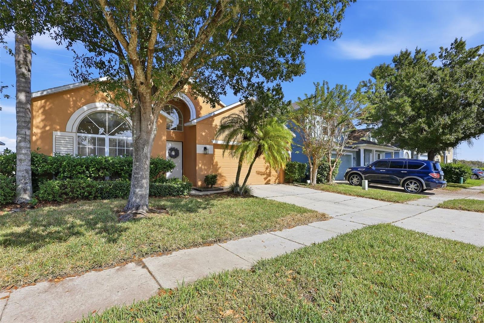 2275 VICTORIA FALLS DR