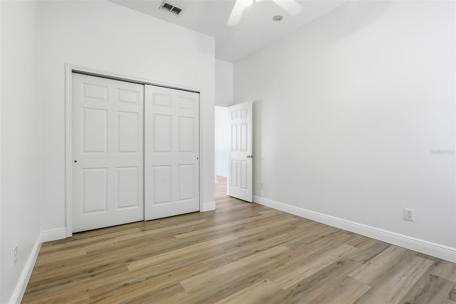 1718 WHITE HERON BAY CIR