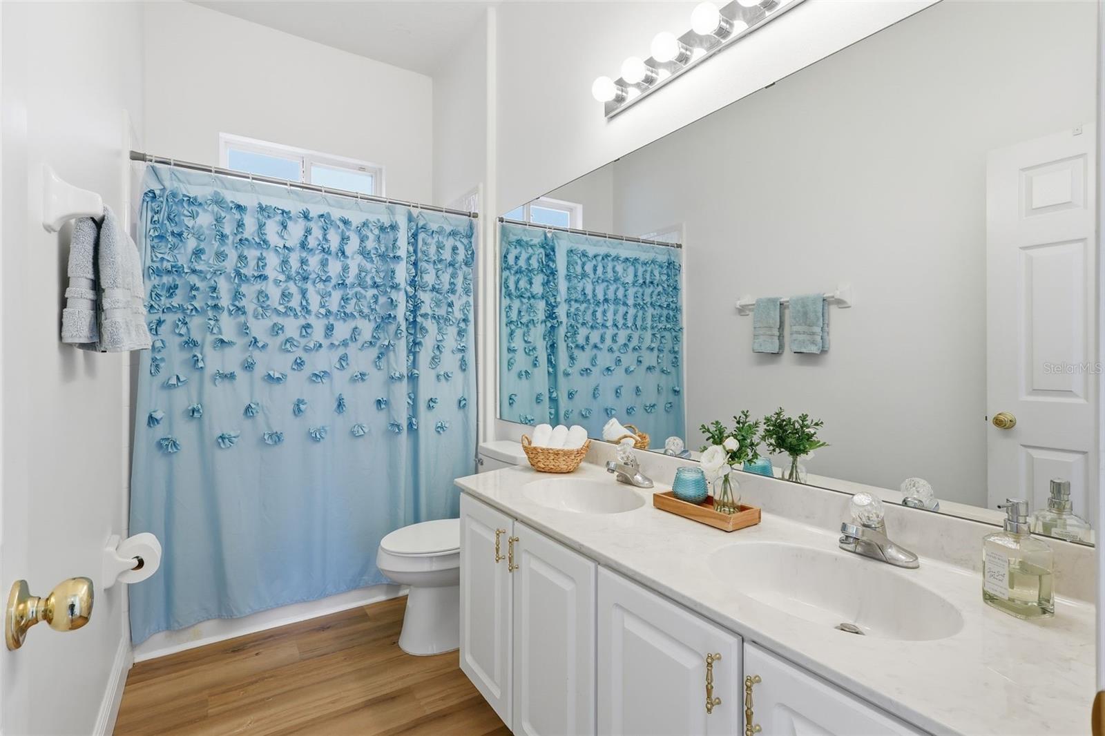 1718 WHITE HERON BAY CIR