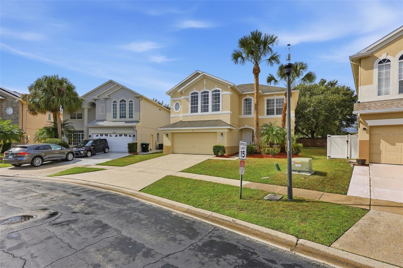 1718 WHITE HERON BAY CIR